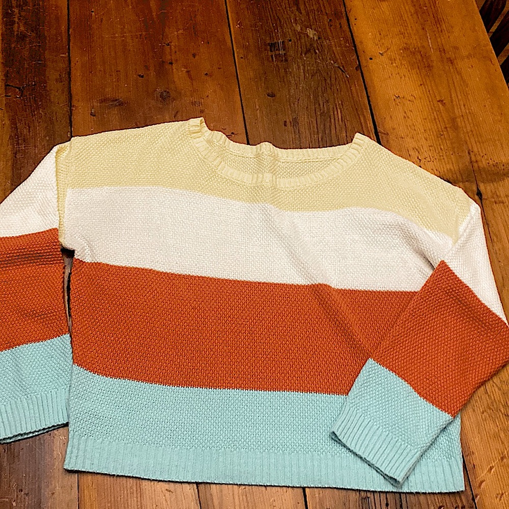 Cute boutique sweater